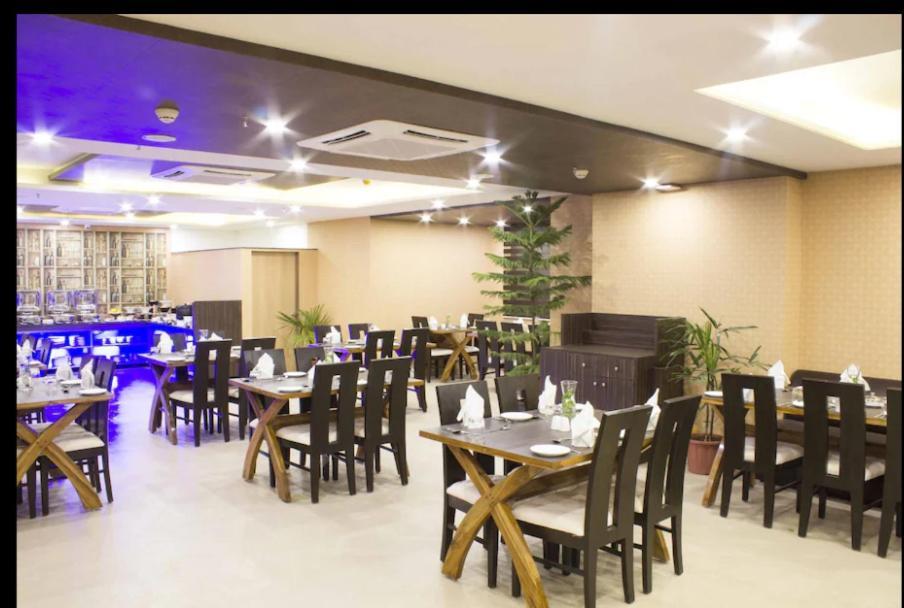 Daksh The Madhuvan Suites Dwarka المظهر الخارجي الصورة