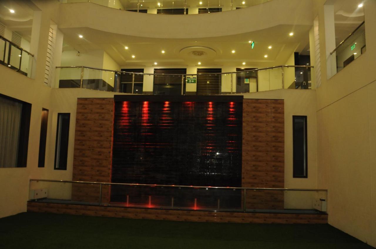 Daksh The Madhuvan Suites Dwarka المظهر الخارجي الصورة