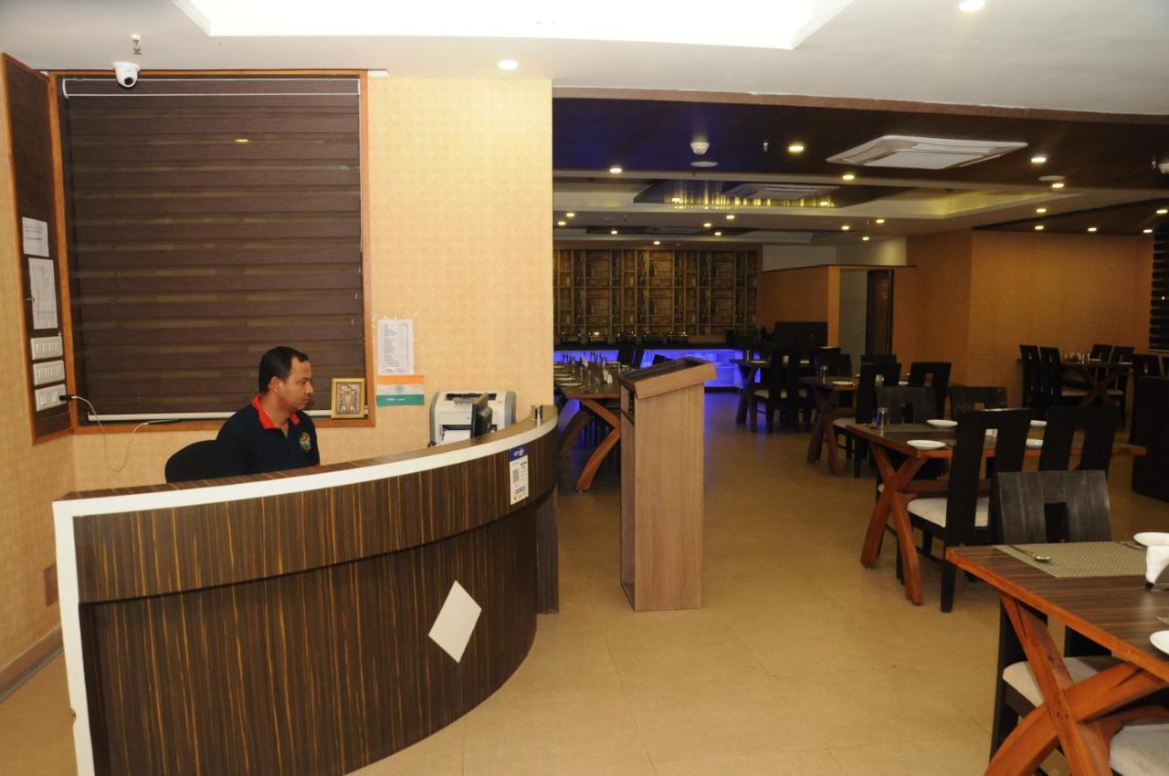 Daksh The Madhuvan Suites Dwarka المظهر الخارجي الصورة